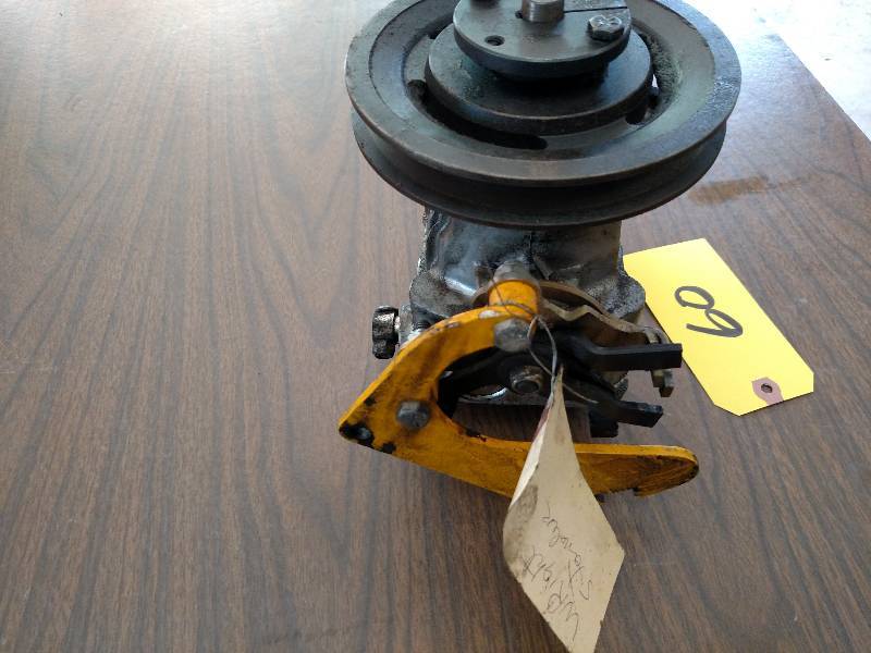 lot 60 image: Wright Stander Mower Hydraulic Stee...