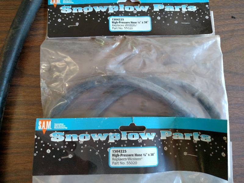 lot 75 image: Asstd Snowplow Parts...