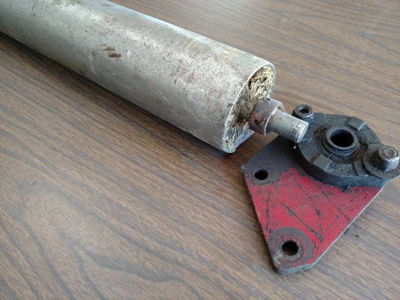 lot 81 image: 45 Striping Roller with Mounting B...