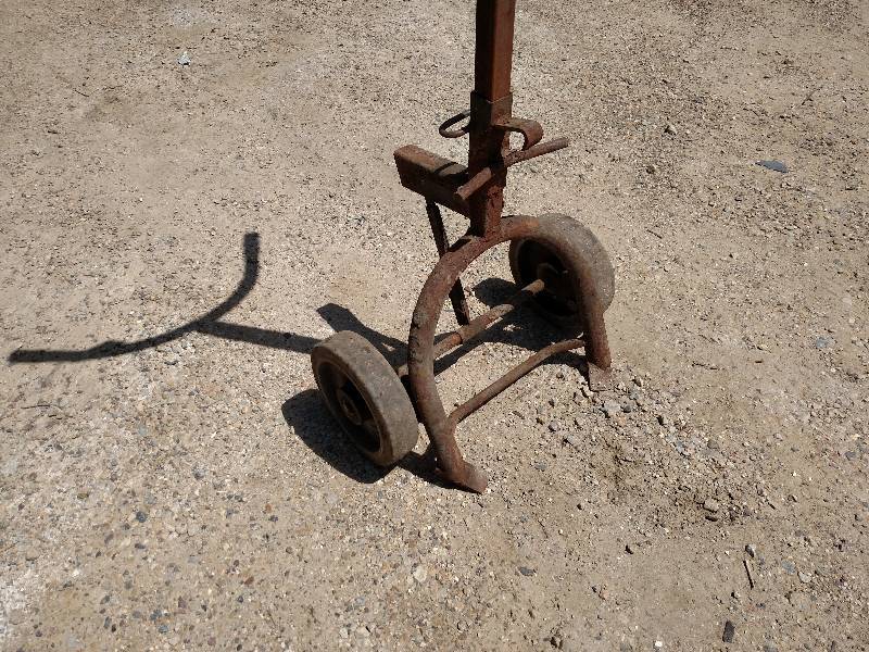 lot 90 image: Drum Cart...
