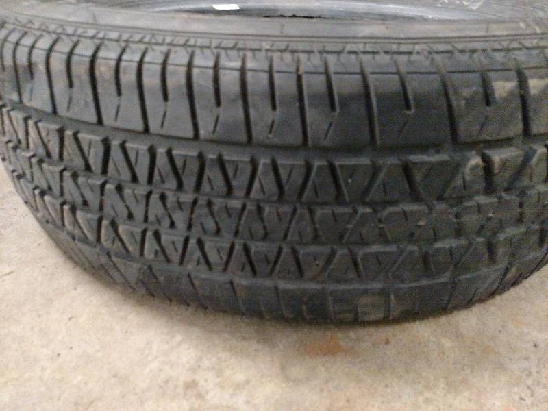 lot 104 image: All Season P20565R15 Tire...