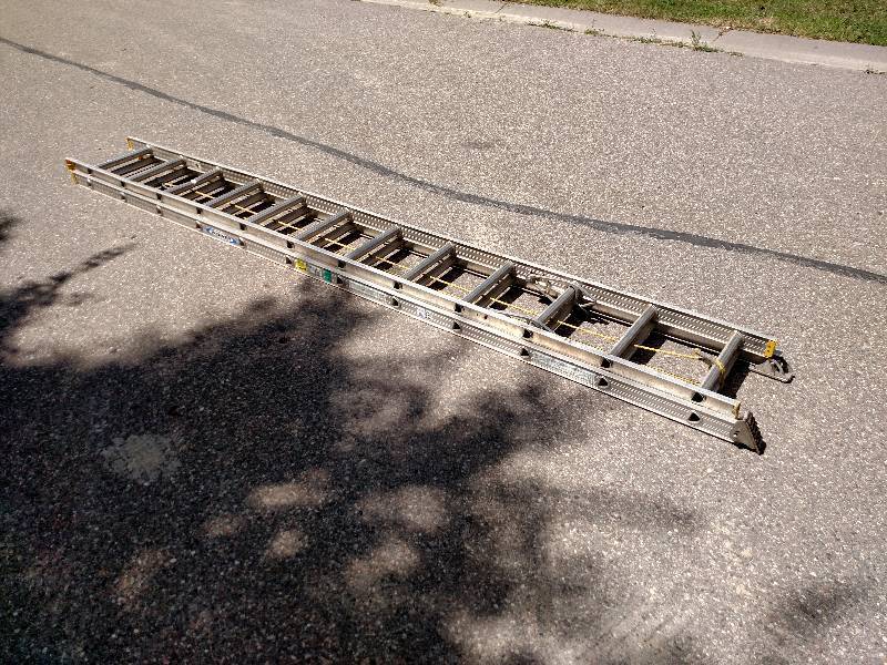 lot 145 image: Werner 24 Aluminum Extension Ladde...