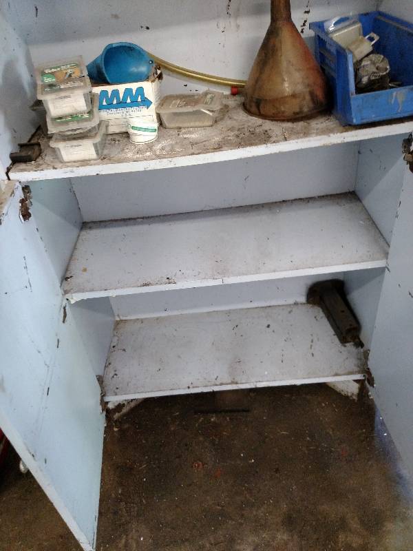 lot 147 image: Shelf with Contents...
