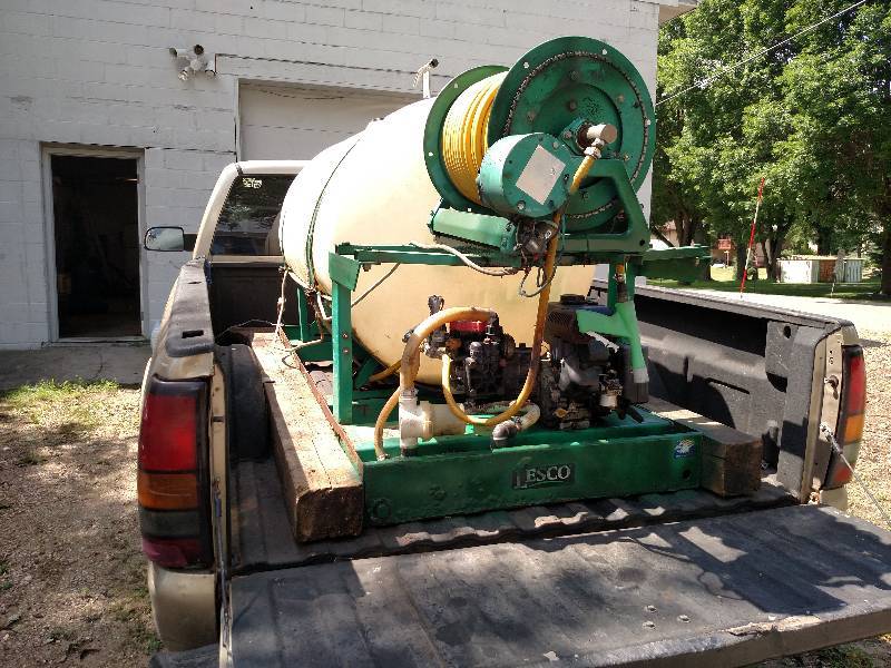 lot 15 image: Lesco Model 704612 Sprayer, 5.5 hp,...
