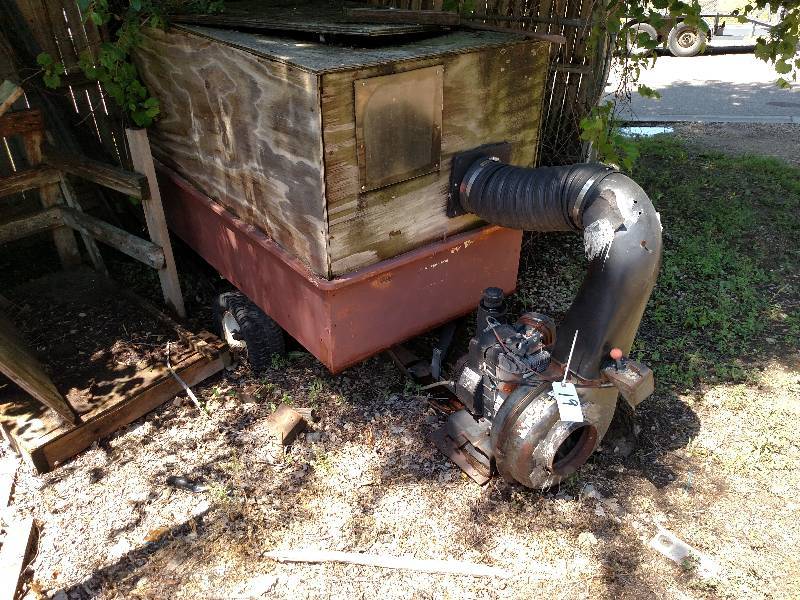 lot 19 image: Trailer Mounted Leaf Vac, Last Used...