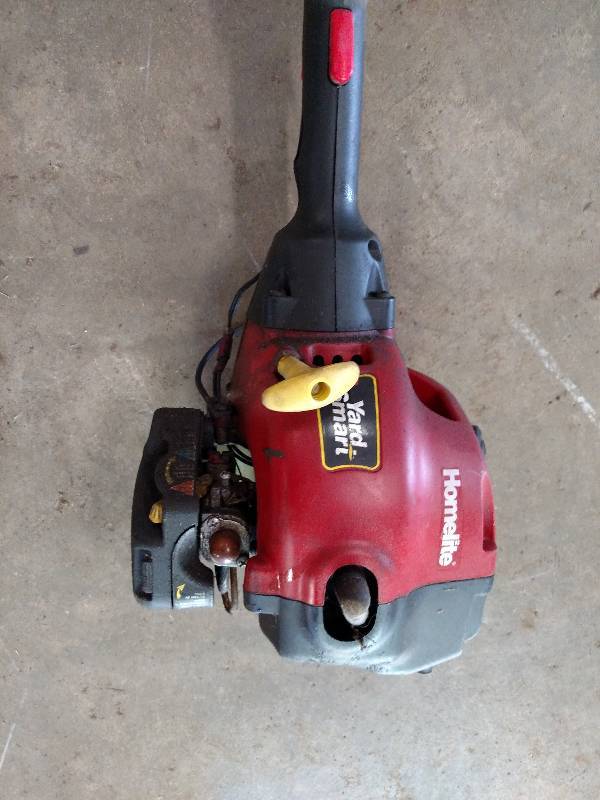 lot 40 image: Homelite Yardsmart Trimmer, Works, ...