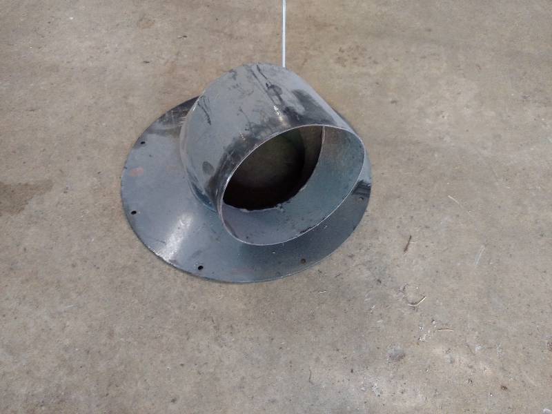 lot 42 image: Trac Vac Hose Mount...
