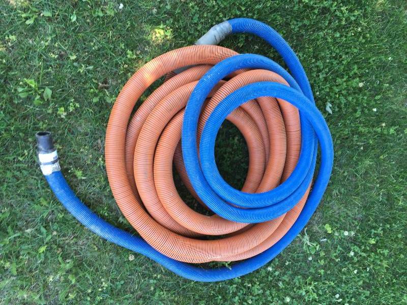 lot 31 image: 30 (Foot) 2 Thick reduces down to 1 12 Thick Commercial Professional-Grade Carpet Cleaning Vacuum Hose With Cuffs