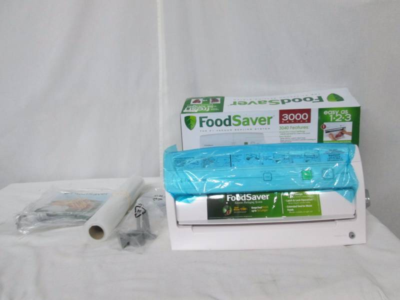 FoodSaver Vertical Design Vacuum Sealing System