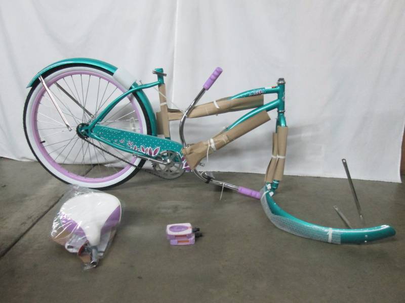 Huffy Womens Good Vibration Cruiser