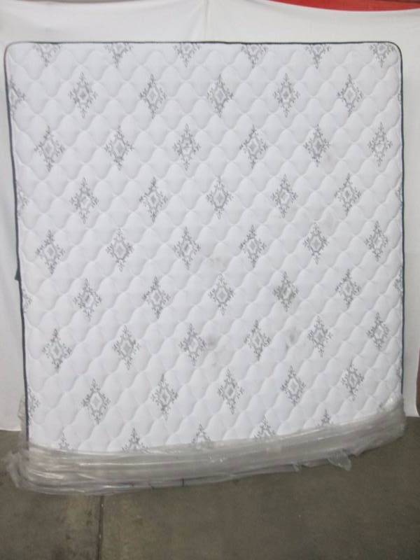 Serta Lake Winds Perfect Sleeper Firm Mattress - King