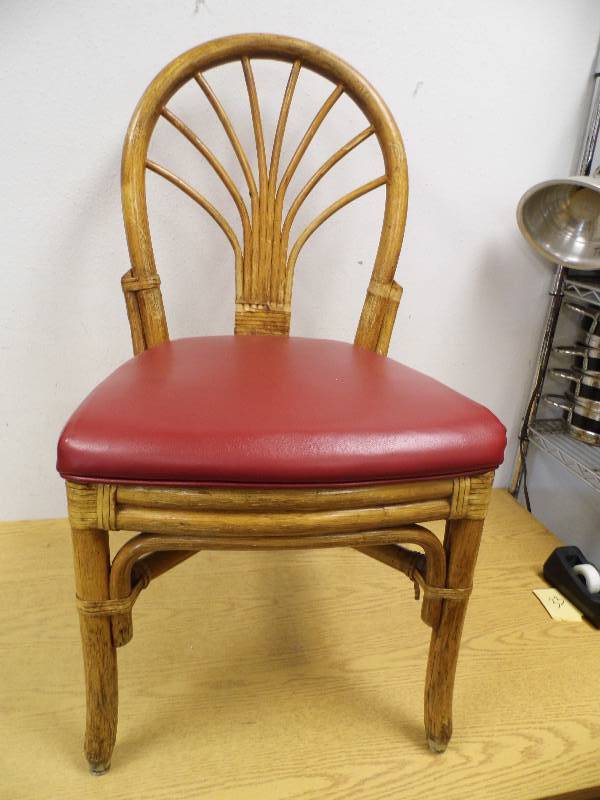 Lot of 6 Chairs