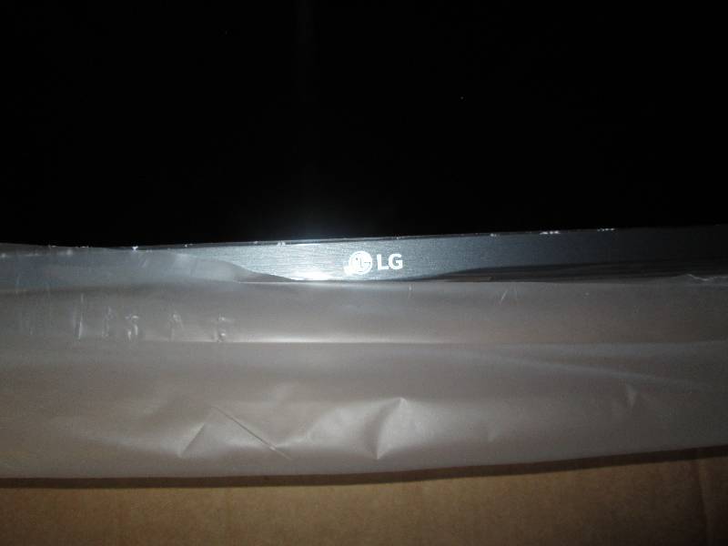 lot 414 image: LG 55LFLED HDTV 6000 55 1080p 120Hz