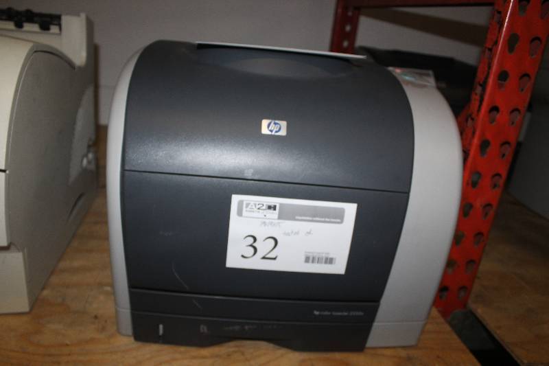 lot 32 image: HP 2550n Printer