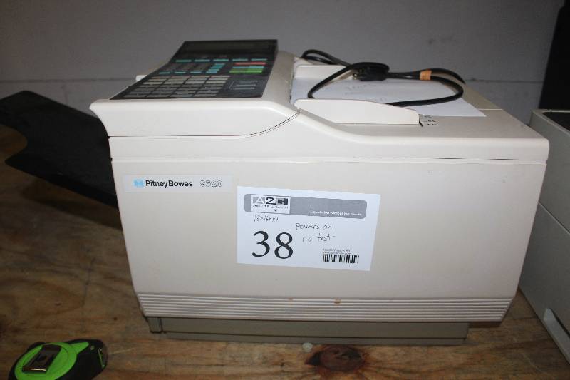 lot 38 image: Pitney Bowes 9520 Printer