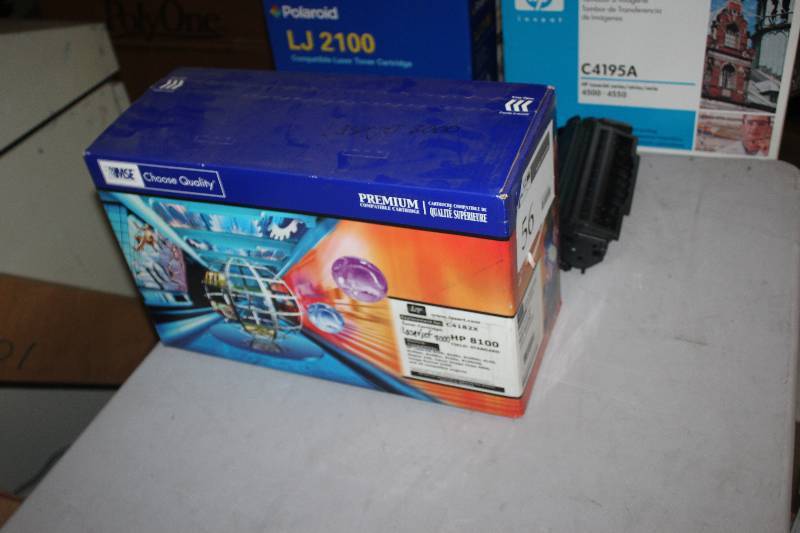 lot 56 image: HP 8100 Toner Cartridge