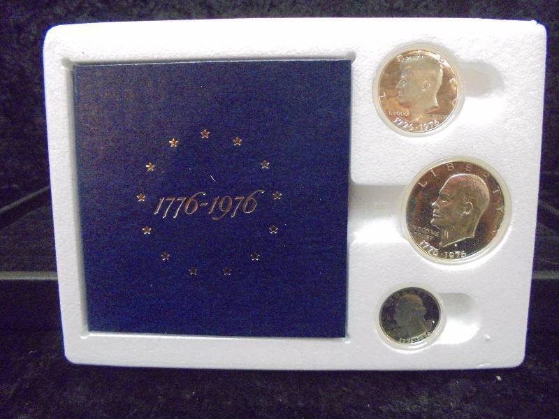 1776-1976 US Bicentennial SILVER Proof Set with Display