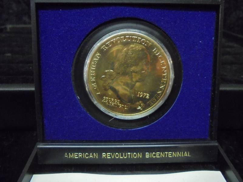 1972 Bicentennial Commemorative Medal in Display