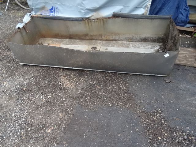 Tub with Drain