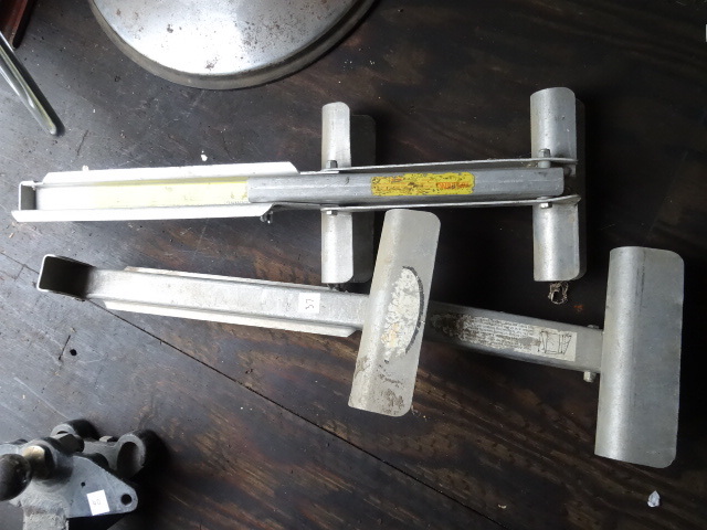 Ladder Jacks