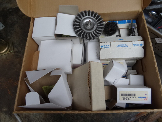 Wire Brushes & Sanding Discs