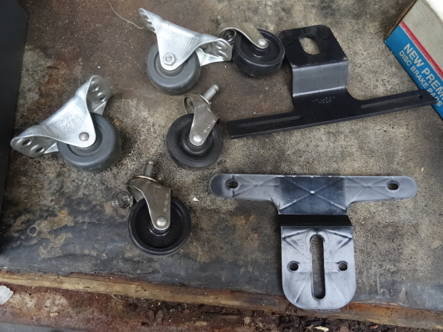 Brackets & Casters