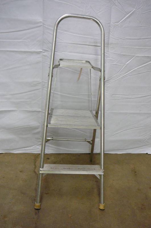Alum Step ladder