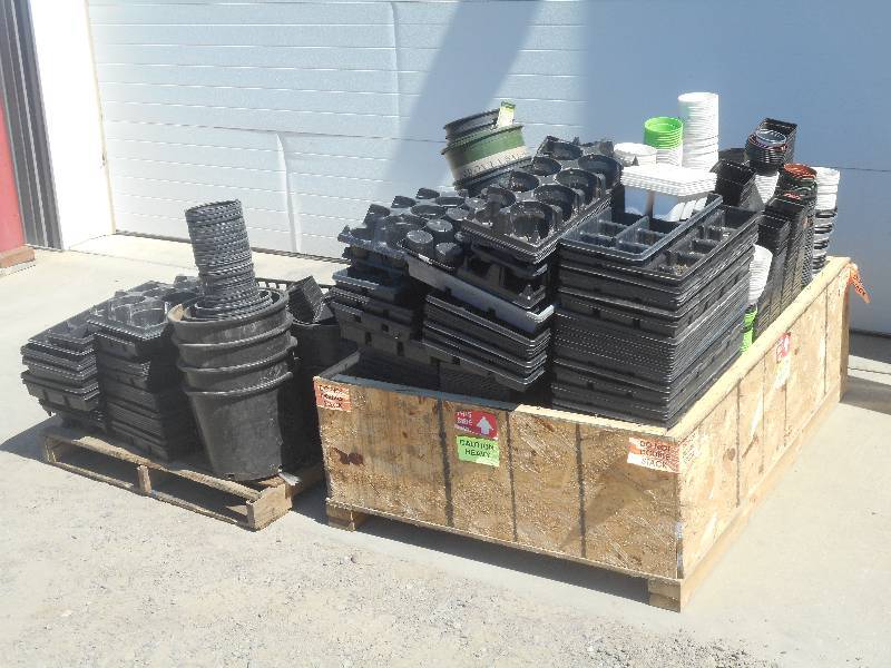 (2) Pallets Of Assorted Size & Styl...