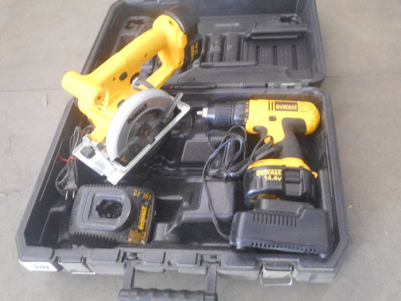 DeWalt 14.4Volt Cordless Drill & Sa...