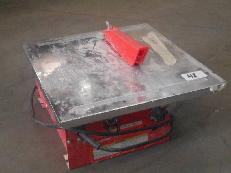 Chicago 7 Benchtop Tile Saw, Works...