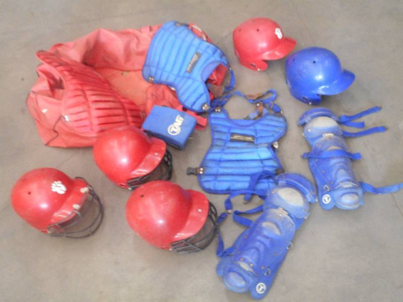 Duffle Bag With Catchers Gear & Bat...