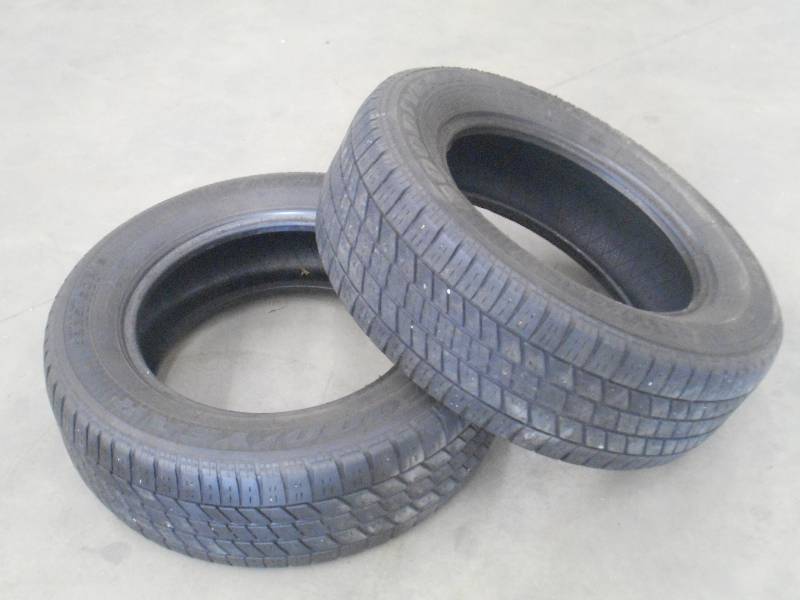 (2) Goodyear P2256016 Tires, Fair...