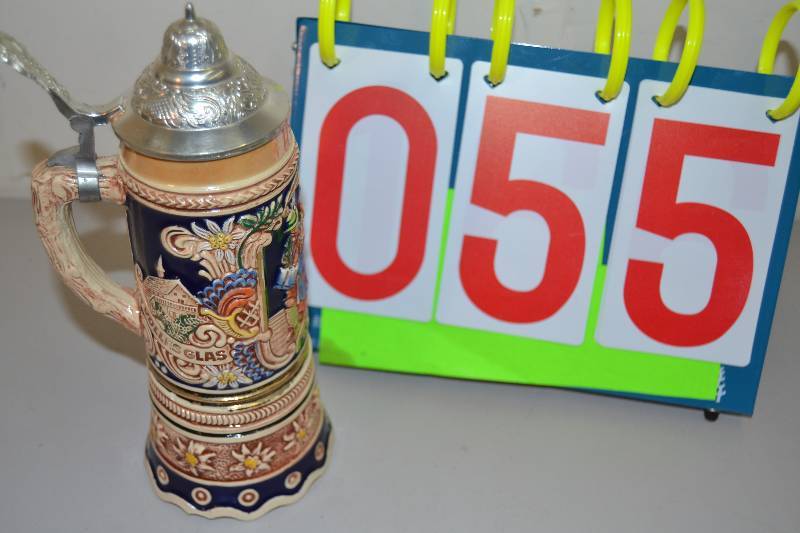 lot 55 image: Beer Stein
