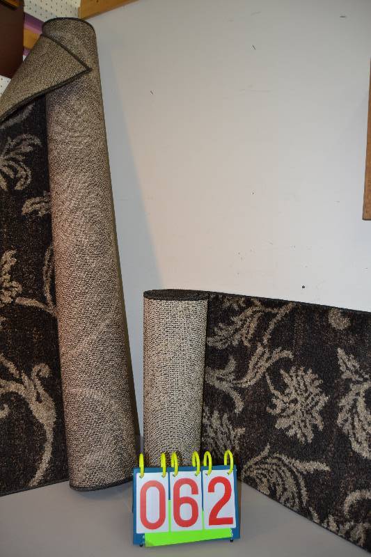 lot 62 image: Rugs