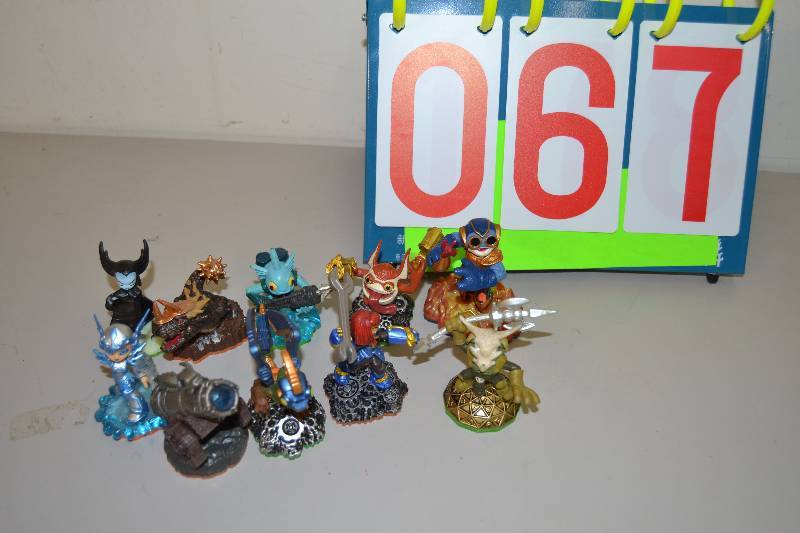 lot 67 image: Skylander Toys