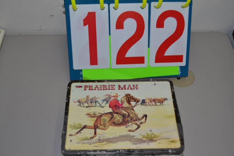 lot 122 image: Lunch box
