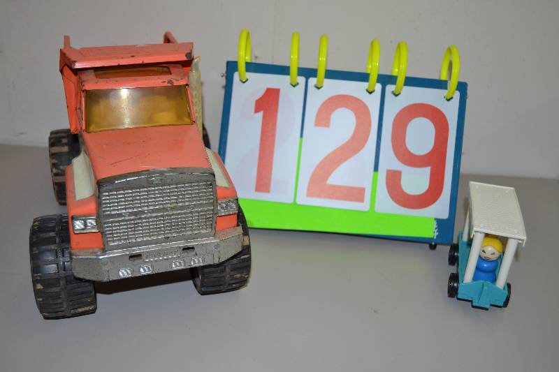 lot 129 image: Toys