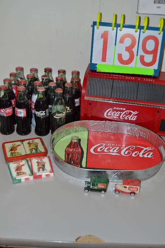 lot 139 image: Coca Cola