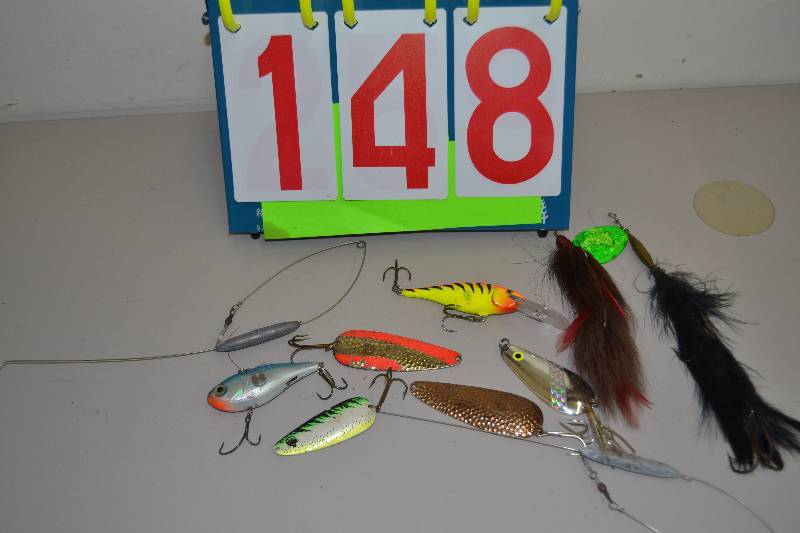 lot 148 image: Fishing lures