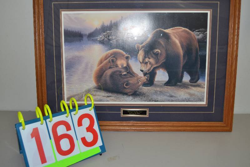 lot 163 image: Bear Picture