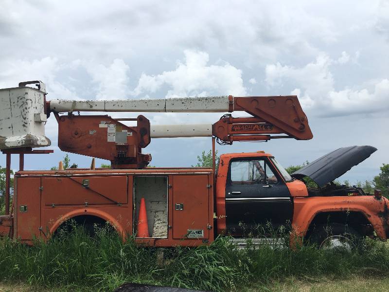 1977 FORD BUCKET TRUCK | JUNE SEMI ULTRA-LIGHT PAYLOADER
