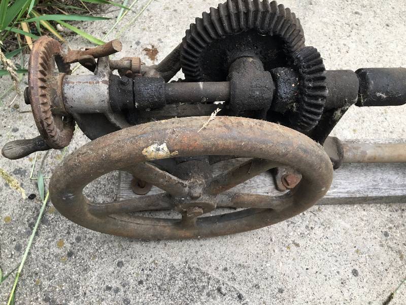 VINTAGE DRILL PRESS