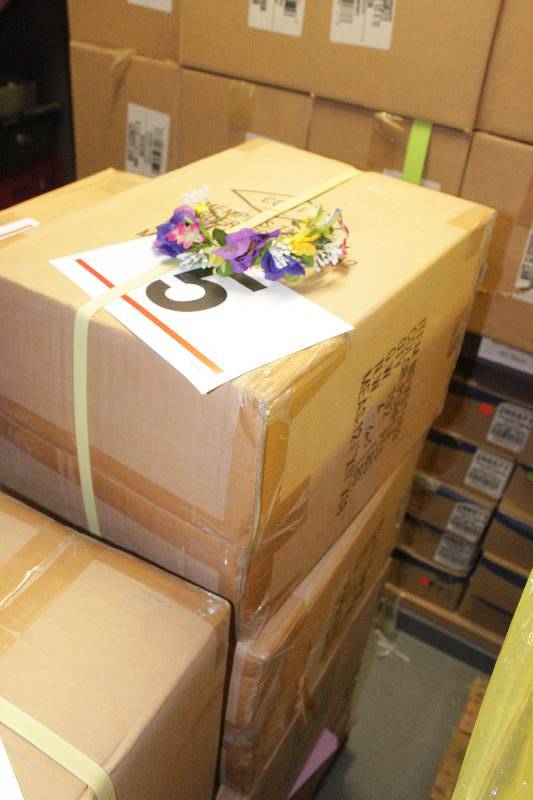 768 Stems Purple Flower Swag (4 cases of 192 stems)