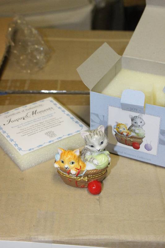 Ceramic Cat Decor Box