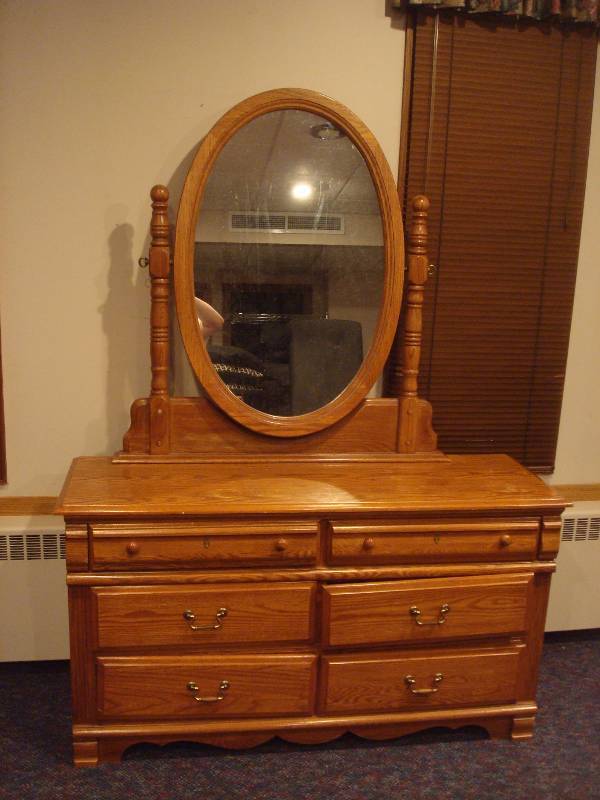 lot 2 image: Bedroom Dresser With Mirror, Some Wear