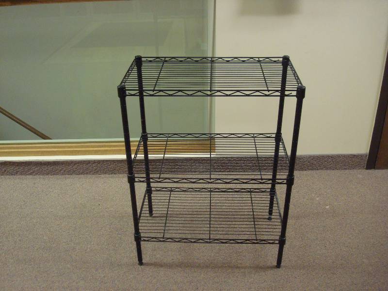 lot 14 image: Small Black Metal Wire Shelf