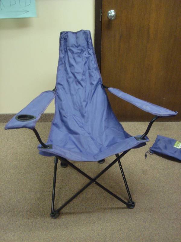 lot 24 image: Purple Fold Up Chair, Used