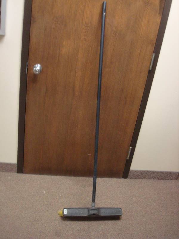 lot 33 image: Push Broom, Used, Some Wear