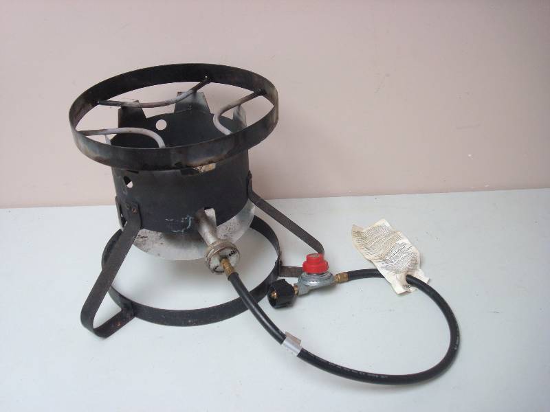 lot 37 image: Propane Cooker Stand, Used, Untested