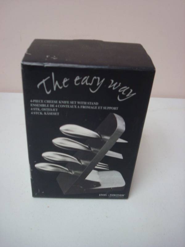 lot 65 image: Cheese Knife Set With Stand